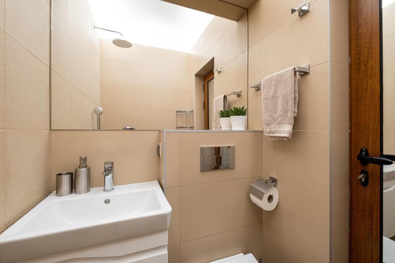 Bohemia - New Apartment With Stylish Design Sofia Bagian luar foto